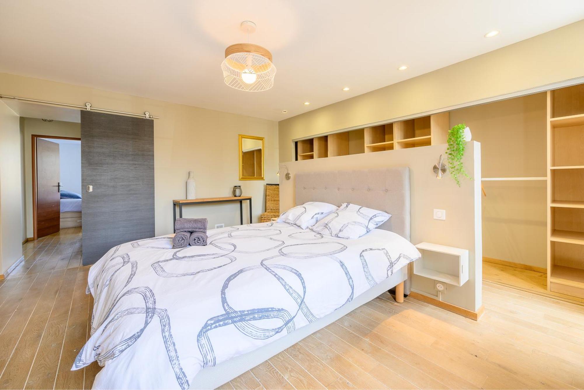 Des Dix Potiers Holiday home Raucourt-et-Flaba