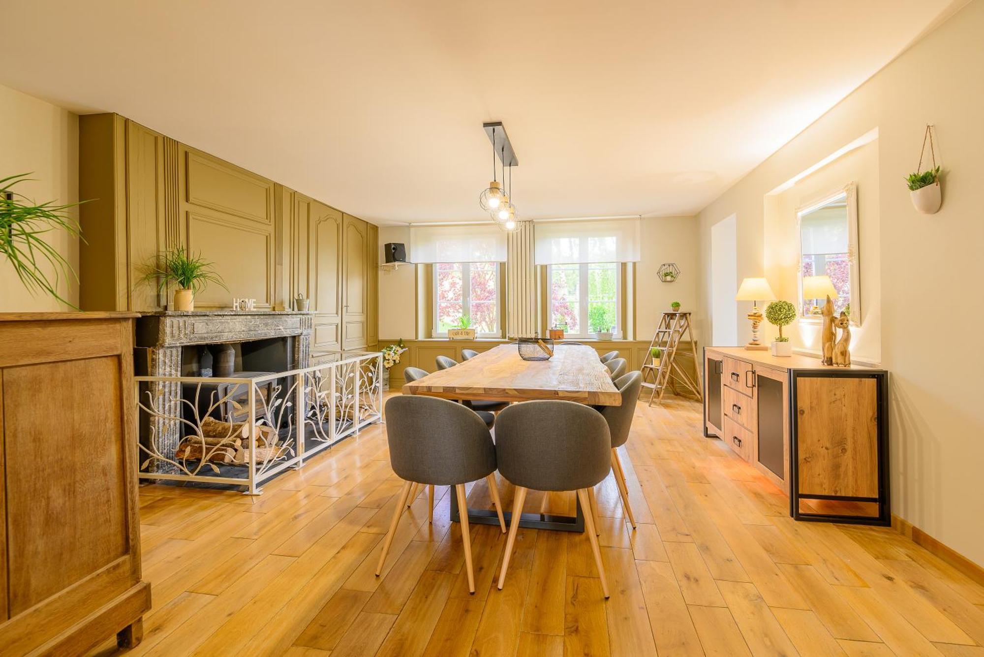 Holiday home Des Dix Potiers Raucourt-et-Flaba